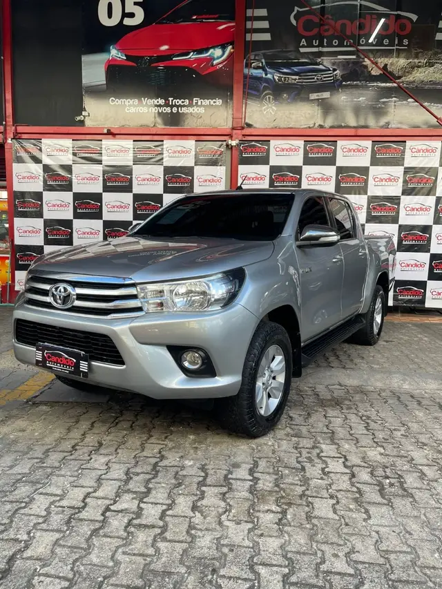 Carro Toyota Hilux Cabine Dupla 2017 Hilux 2.8 TDI SRV CD 4x4 (Aut)