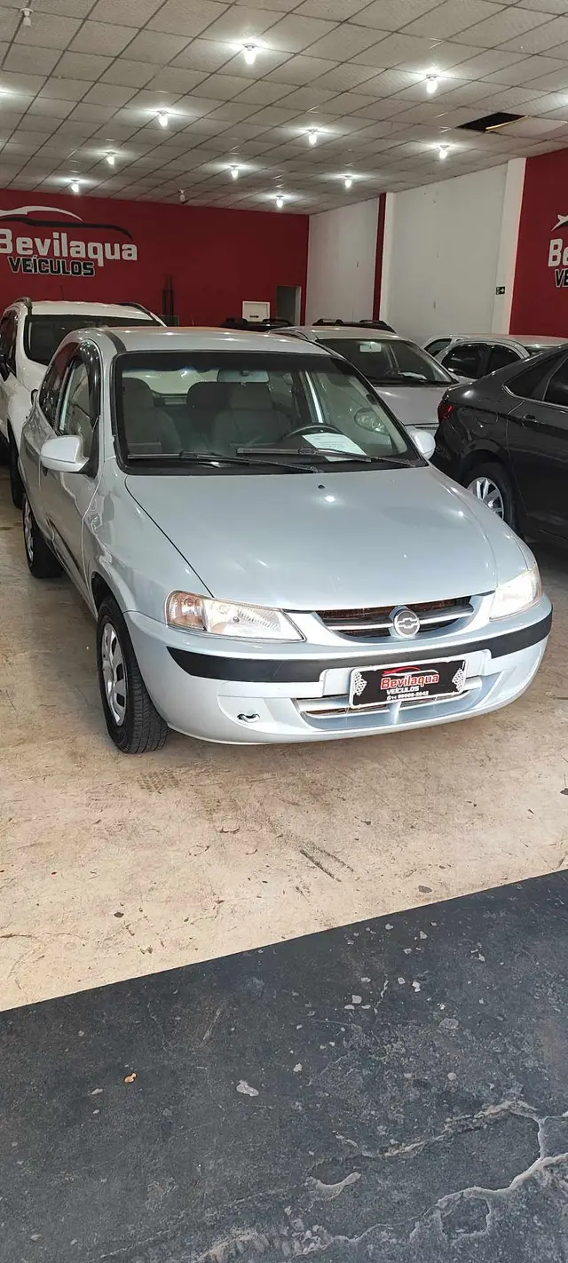 Carro Chevrolet Celta 2005 Life 1.4 2p