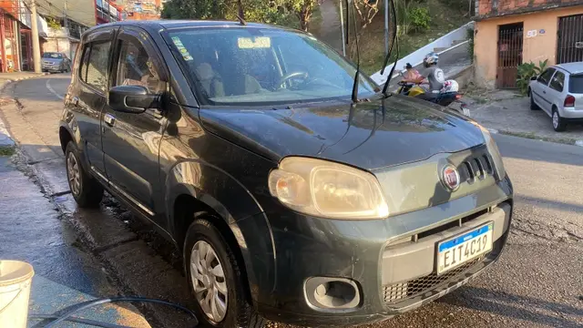 Carro Fiat Uno 2011 Vivace 1.0 8V (Flex) 4p