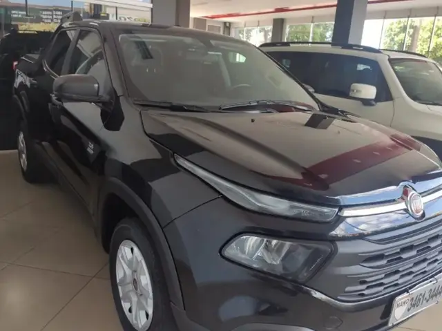 Carro Fiat Strada 2018 Working 1.4 (Flex)