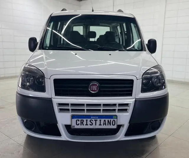 Carro Fiat Doblò 2020 Essence 1.8 16V (Flex)