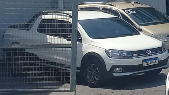 Carro Volkswagen Saveiro 2017 Cross 1.6 16v MSI CD (Flex)