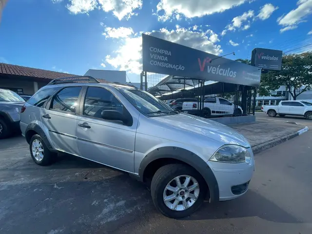 Carro Fiat Palio Weekend 2011 Trekking 1.4 8V (Flex)