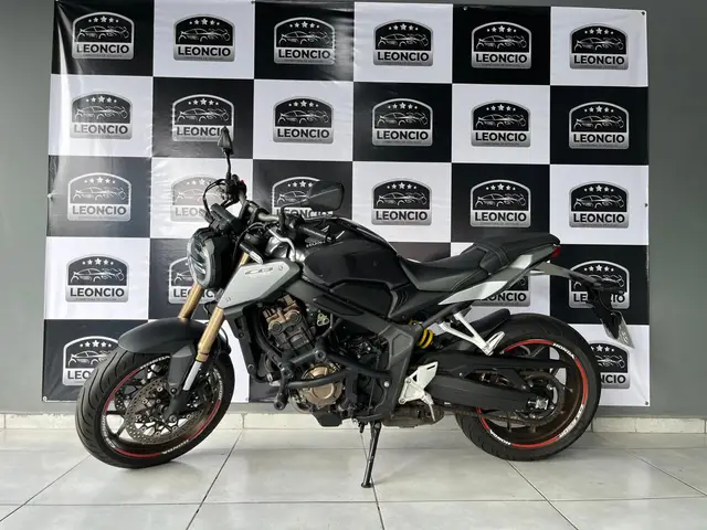 Carro Honda CB 650R 2022 (ABS)