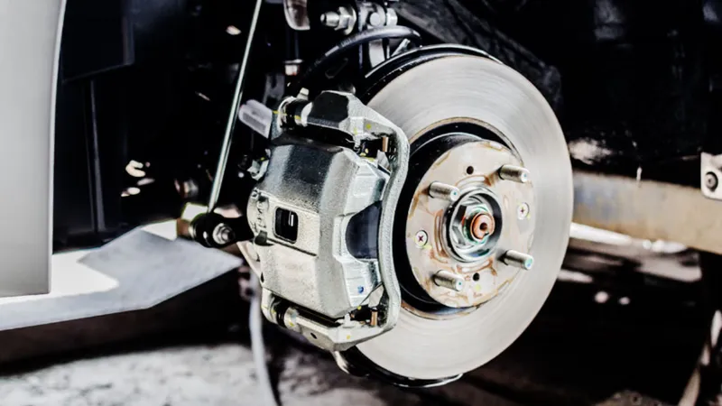 O que é freio EBD e como funciona o sistema que ajusta a frenagem?