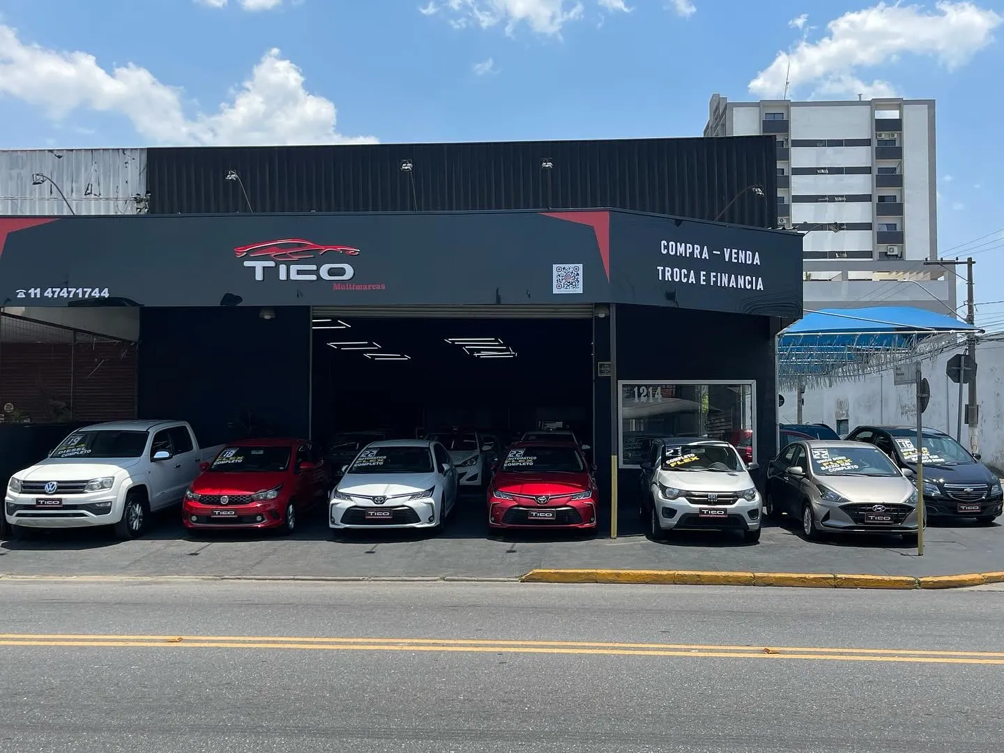 Fachada da loja Veículos à venda em TICO MULTIMARCAS - Suzano - SP | Mobiauto