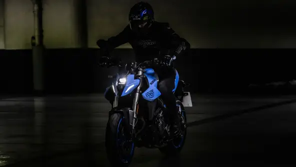Lançamentos trazem novo motor bicilíndrico de 776 cm³ de 83 cv e 84 cv
