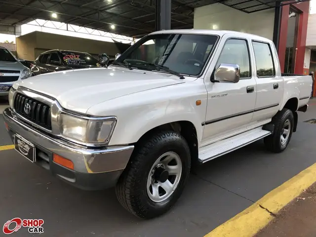 Carro Toyota Hilux Cabine Dupla 2005 Hilux SRV 4x4 3.0 (cab. dupla)