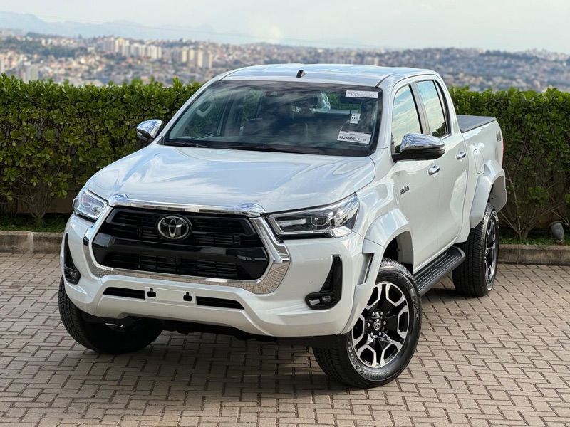 Hilux Cabine Dupla SRX 4x4 2.8 Diesel