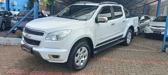 Carro Chevrolet S10 Cabine Dupla 2014 S10 2.4 LT 4x2 (Cab Dupla) (Flex)