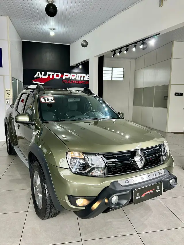 Carro Renault Duster Oroch 2016 2.0 16V Dynamique (Flex)