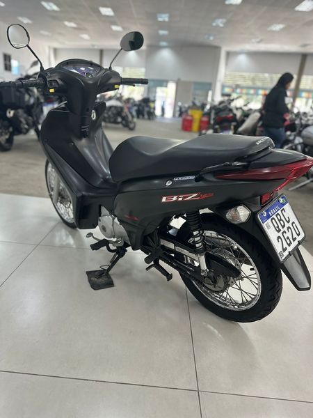 Biz 125i ES