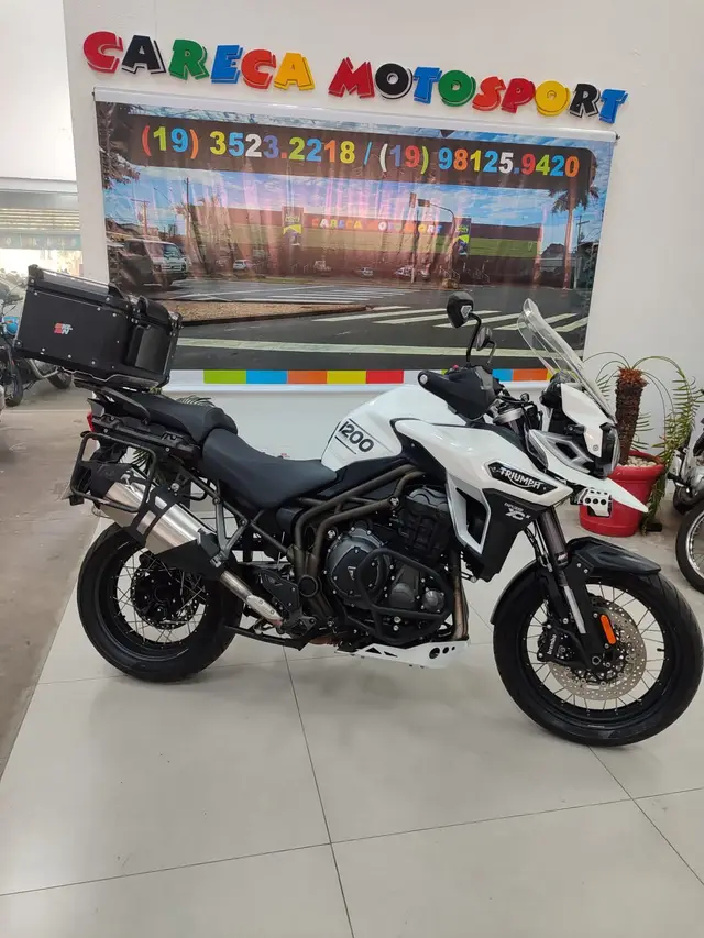 Carro Triumph Tiger 1200 2017 EXPLORER XCA