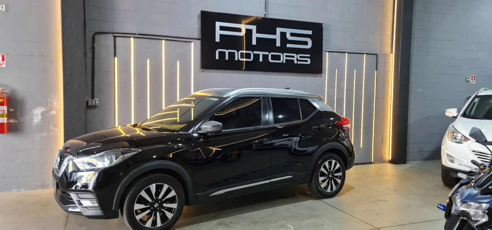 Fachada da loja Veículos à venda em PHS MOTORS COMERCIO DE VEICULOS LTDA - Sorocaba - SP | Mobiauto