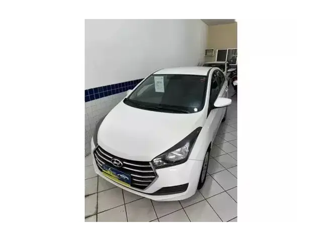 Carro Hyundai HB20S 2016 1.0 Comfort Style (Flex)