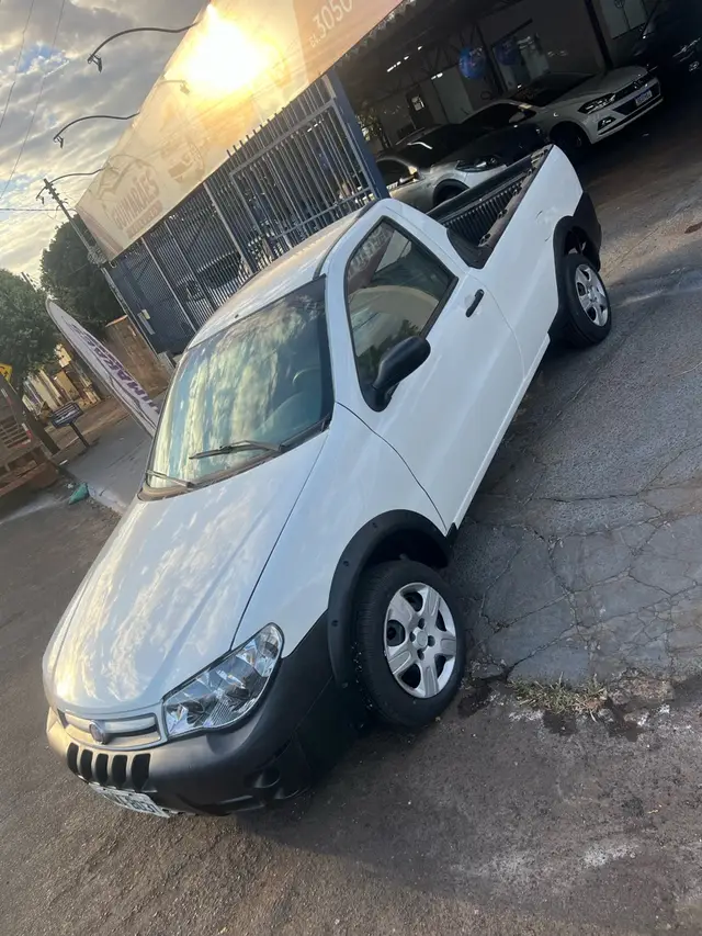 Carro Fiat Strada 2011 Fire 1.4 (Flex)