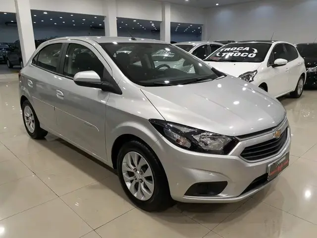 Carro Chevrolet Onix 2018 1.4 LT SPE/4