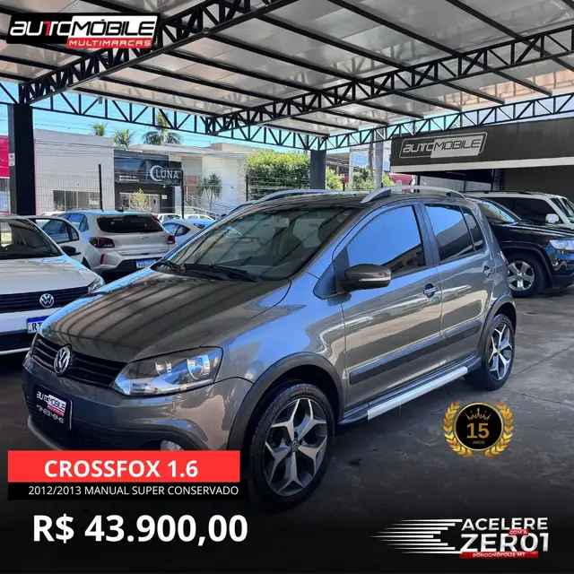 Carro Volkswagen CrossFox 2013 1.6 VHT (Flex)