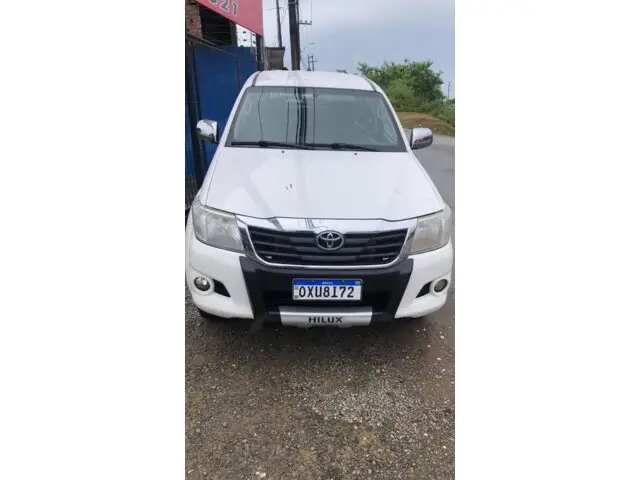 Carro Toyota Hilux Cabine Dupla 2015 Hilux 2.7 SR CD 4x2 (Flex) (Aut)