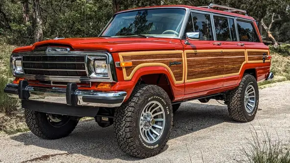 Empresa norte-americana é a responsável por dar ao SUV um motor de Dodge