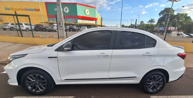 Carro Fiat Cronos 2022 Drive 1.3