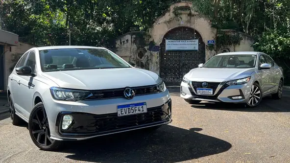 Os dois sedans custam R$ 150 mil, possuem muitas similaridades, mas diferenças fundamentais 