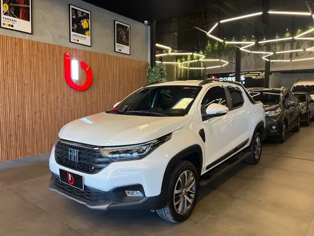 Carro Fiat Strada 2022 Volcano 1.3 CD AT (Flex)