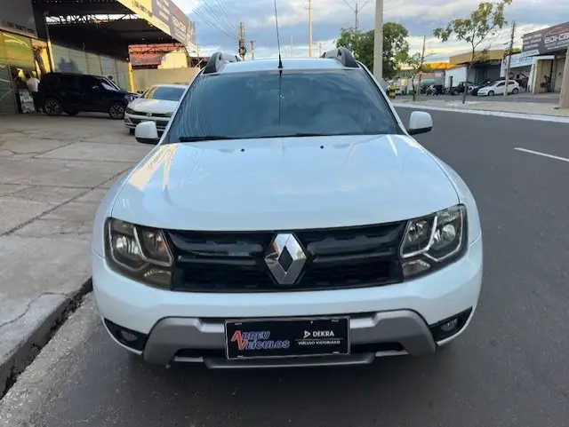 Carro Renault Duster 2017 2.0 16V Dynamique (Flex)