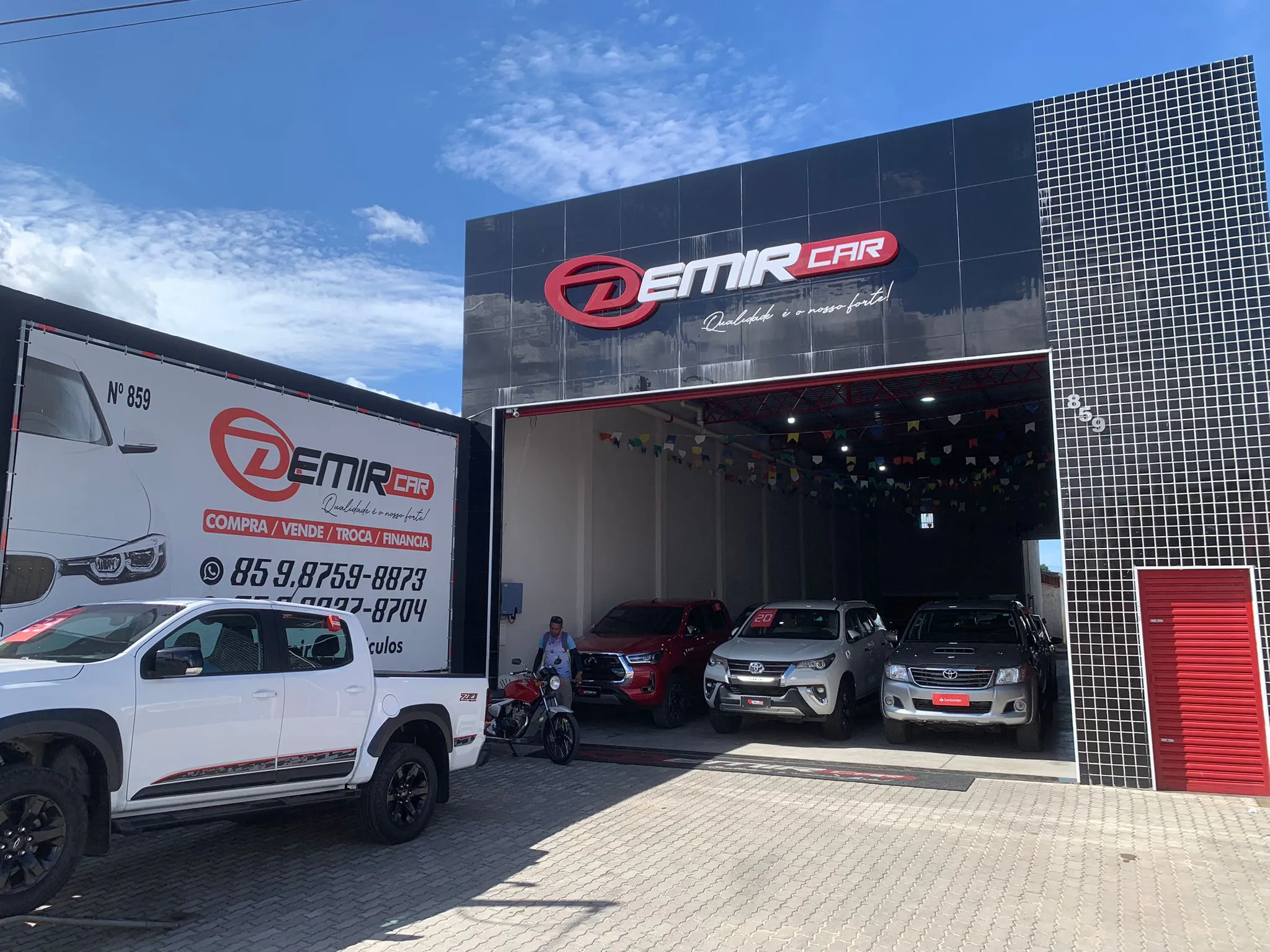 Fachada da loja Veículos à venda em Demir Car - Pacajus - CE | Mobiauto