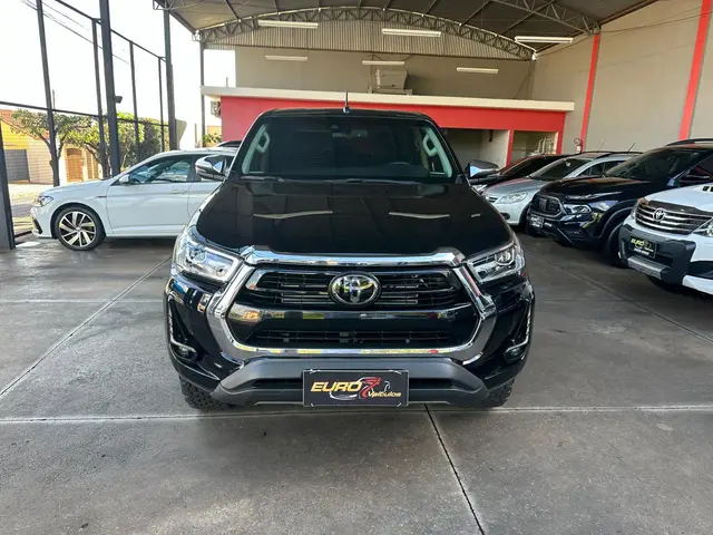 Carro Toyota Hilux Cabine Dupla 2021 SRX 2.8 TDI CD 4x4 (Aut)