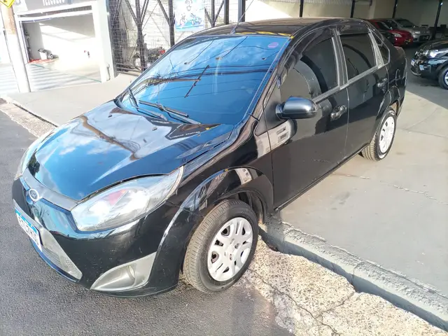 Carro Ford New Fiesta Sedan 2011 SE 1.6 (Flex)