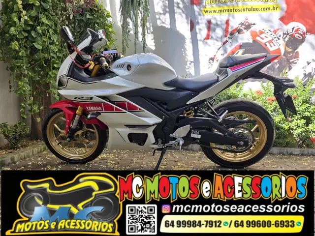 Carro Yamaha YZF R3 2023 World GP 60th Anniversary Edition