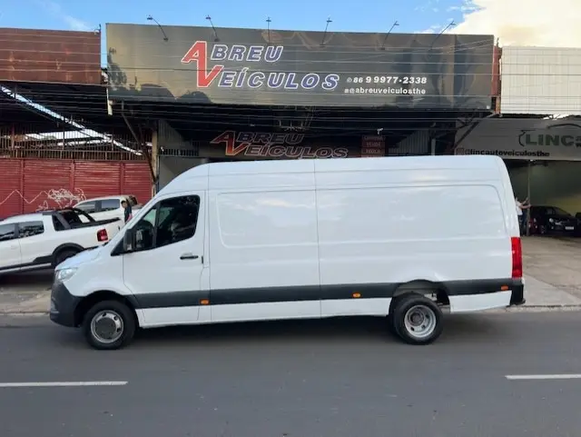 Carro Mercedes-Benz Sprinter 2020 516 Furgão E.L.T. Alto 2.2 Dies