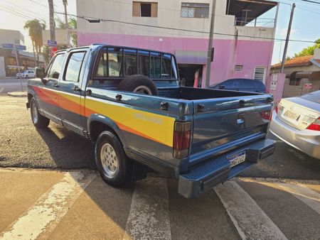 A10 Pick Up Luxe 4.1 (Cab Dupla)