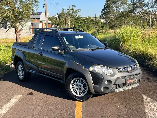 Carro Fiat Strada 2013 Adventure 1.8 16V (Flex) (Cabine Estendida)