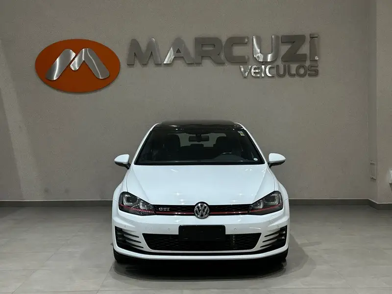 Volkswagen Golf GTI 2.0 TSi DSG