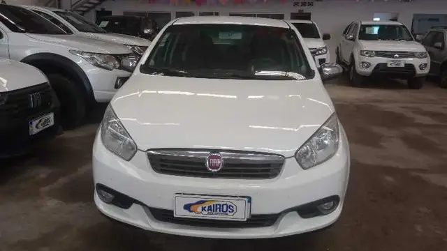 Carro Fiat Grand Siena 2015 Evo Attractive 1.4 8V (Flex)