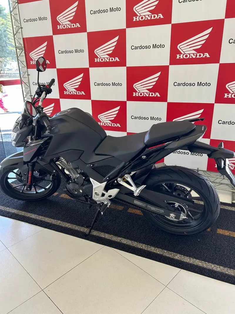 Honda CB 300F Twister (CBS)