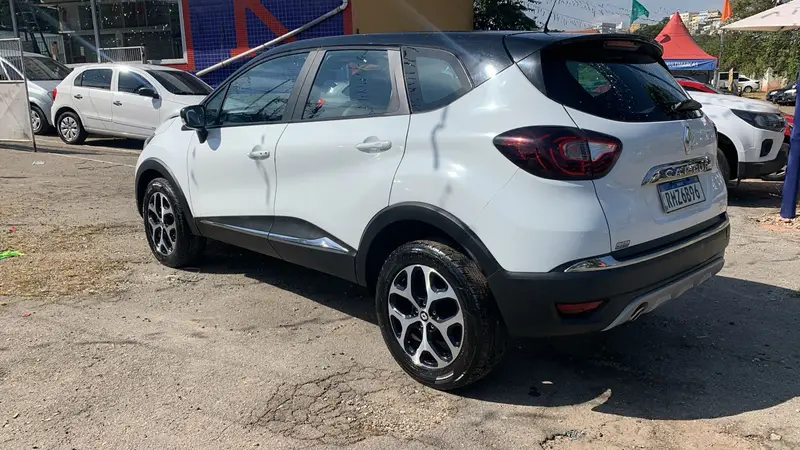 Renault Captur Intense 2.0 16v (Aut) (Flex)