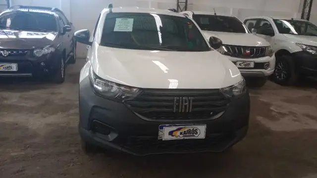 Carro Fiat Strada 2023 Endurance 1.4 Cabine Plus (Flex)