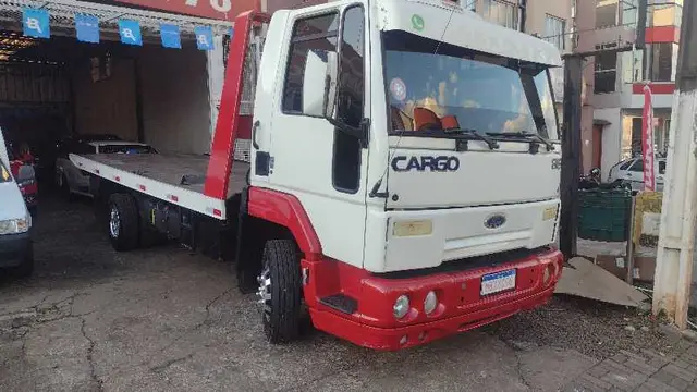Carro Ford Cargo 815 2002 Turbo