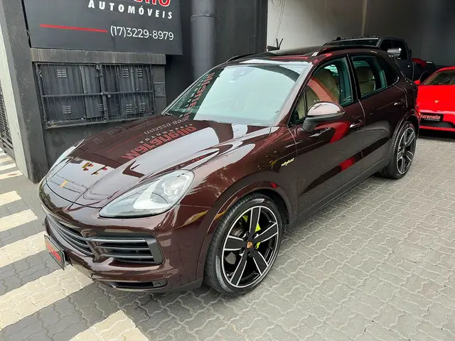Carro Porsche Cayenne 2023 3.0 V6 462cv (Híbrido)