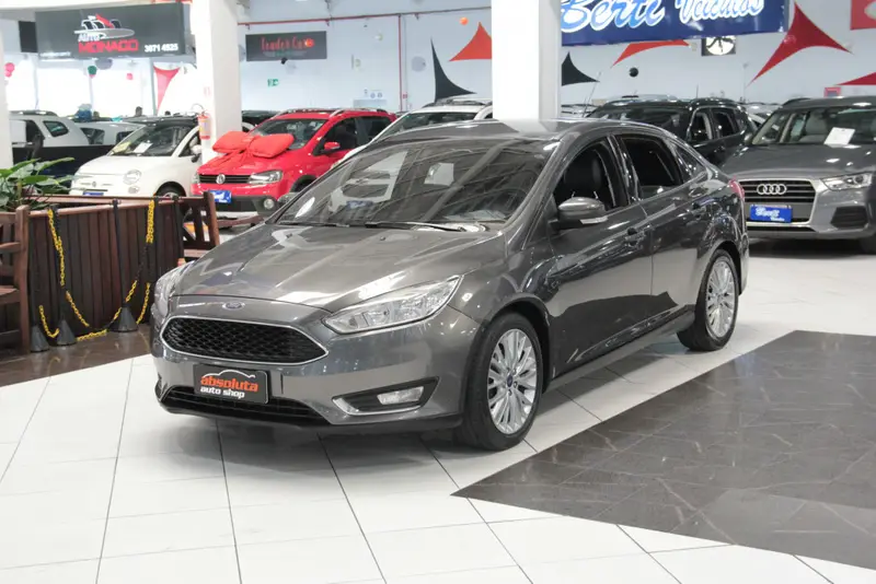 Ford Focus Sedan SE 2.0 PowerShift