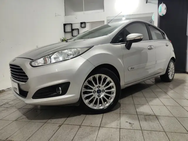 Carro Ford New Fiesta Hatch 2015 New Fiesta Titanium 1.6 16V PowerShift