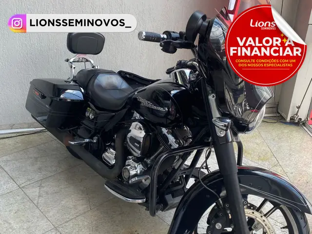 Carro Harley-Davidson Touring 2015 Street Glide Special