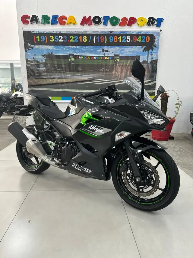 Carro Kawasaki Ninja 2023 400