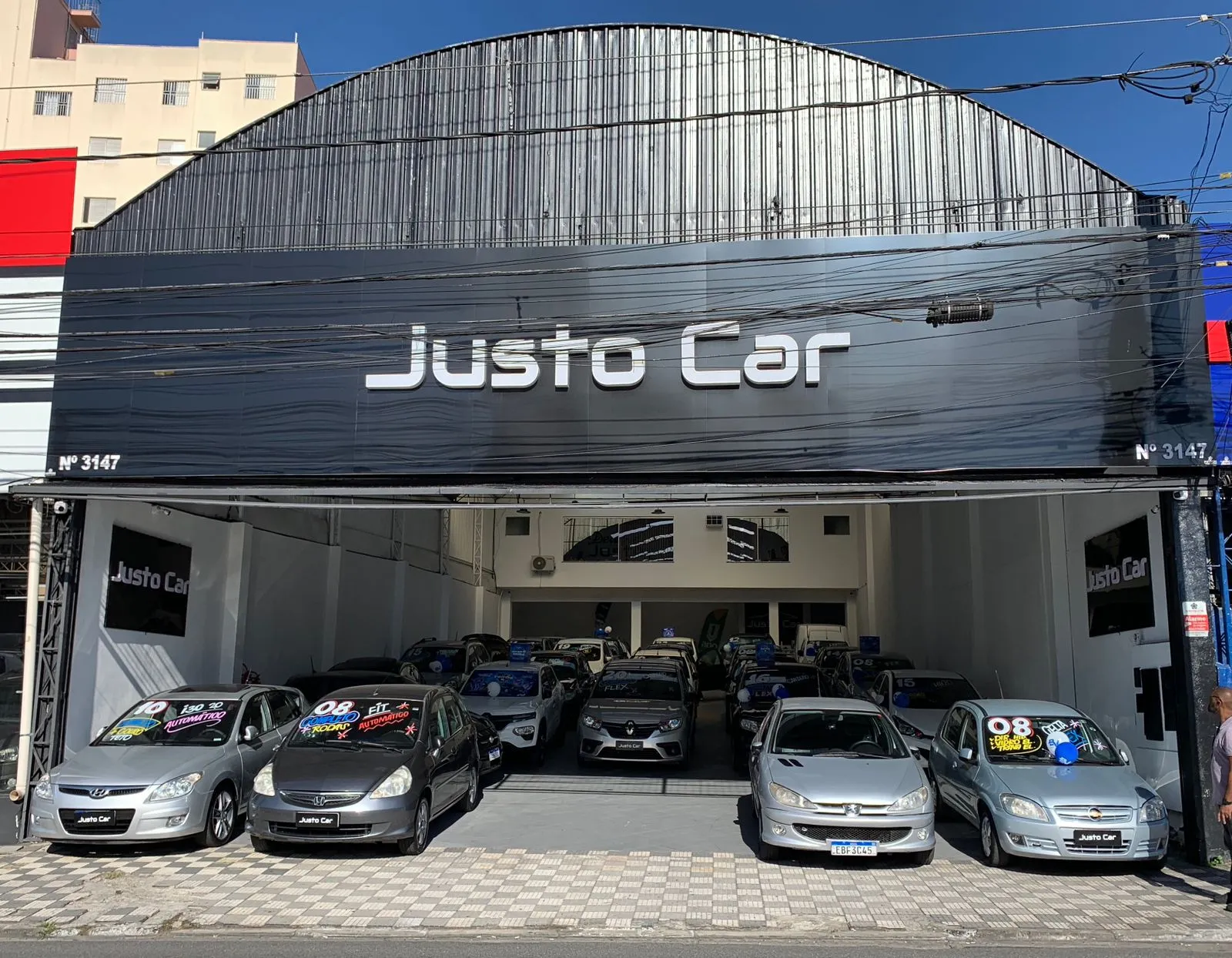 Fachada da loja Veículos à venda em JUSTO CAR - Osasco - SP | Mobiauto