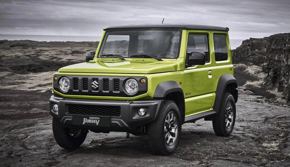 Novidade para linha 2025 do modelo, o Suzuki Jimny Sierra 4You+ é a nova opção intermediária do off-road japonês