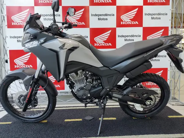 Moto Honda XRE Sahara 300 2025 ABS