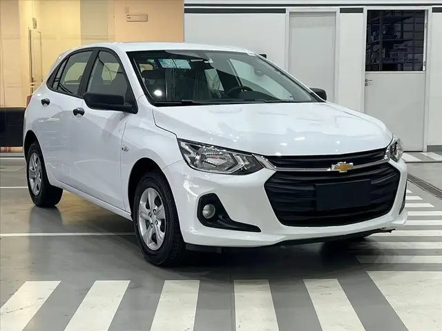 Carro Chevrolet Onix 2025 1.0